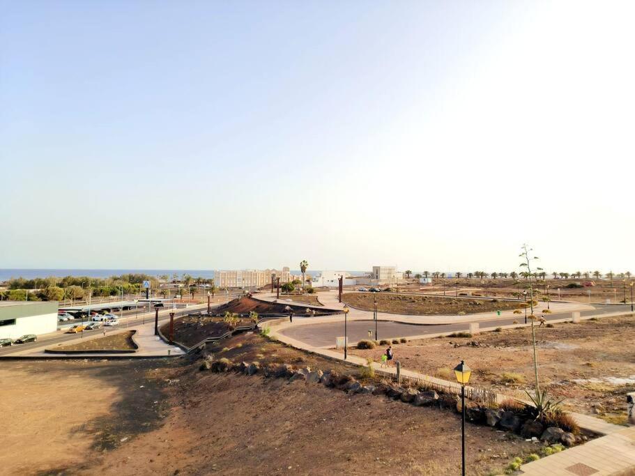 Arrecife Wifi Vistas Al Mar Apartment Luaran gambar